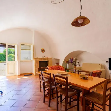 Holiday home Casetta Andrea Nel *